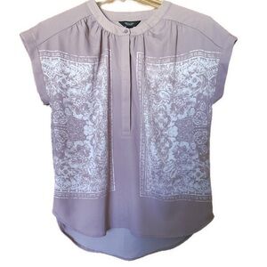 Women’s Simply Vera Wang Medium Lilac Mauve & White Paisley Scroll Design Blouse